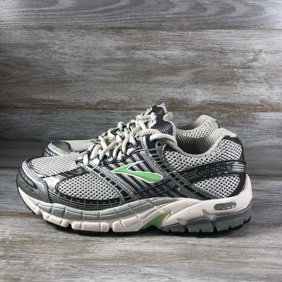 brooks ariel 15